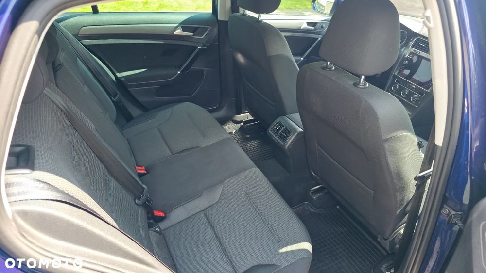 Volkswagen Golf 1.4 TSI BMT Comfortline - 14