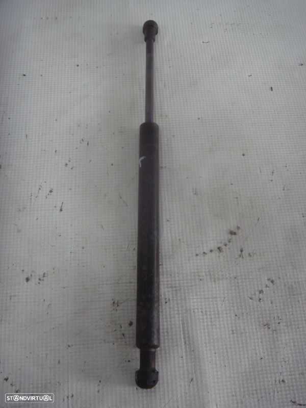 Amortecedor Tampa De Mala Bmw 3 (E46) - 1