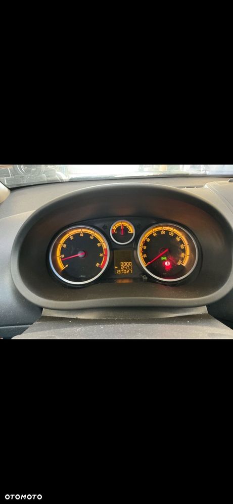 Opel Corsa - 10
