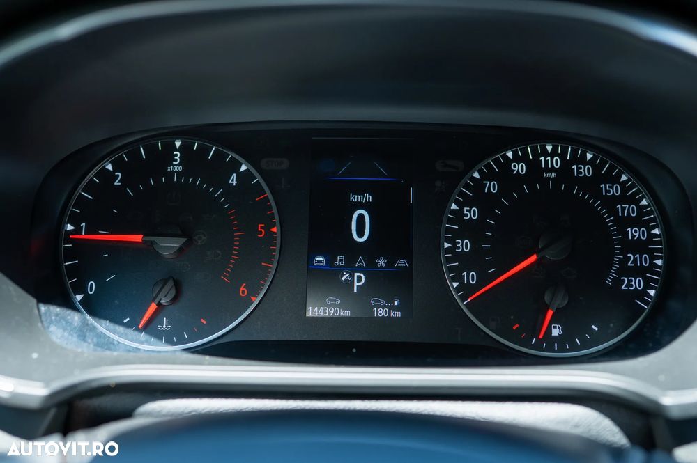Renault Megane BLUE dCi EDC Limited - 31