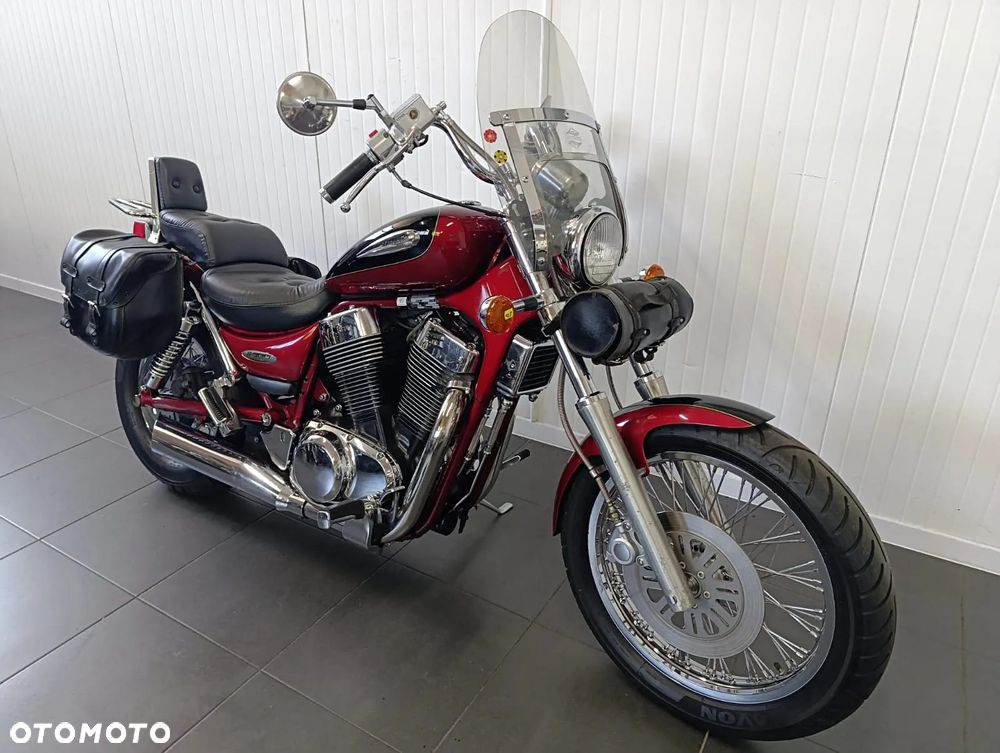 Suzuki Intruder - 15