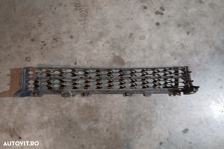 Grila bara fata centru 3V0853677A 3V0853677A Skoda Superb 3 [2015 - 2 - 2