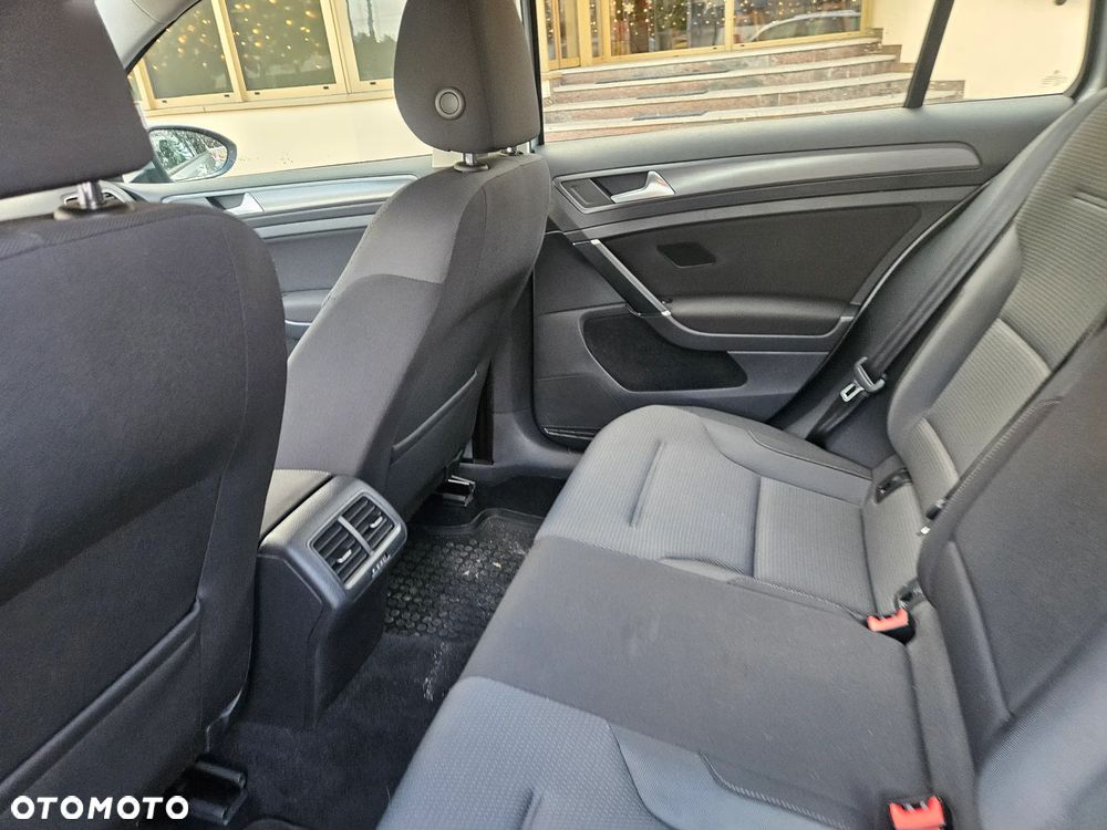 Volkswagen Golf Variant 1.6 TDI BMT Comfortline - 24