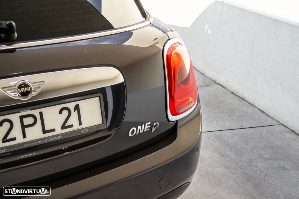MINI 5 Portas One D - 14
