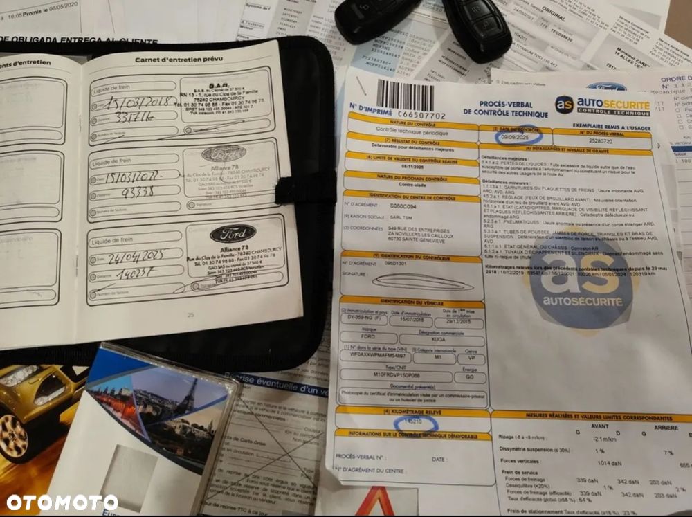 Ford Kuga 2.0 TDCi 2x4 Titanium - 40