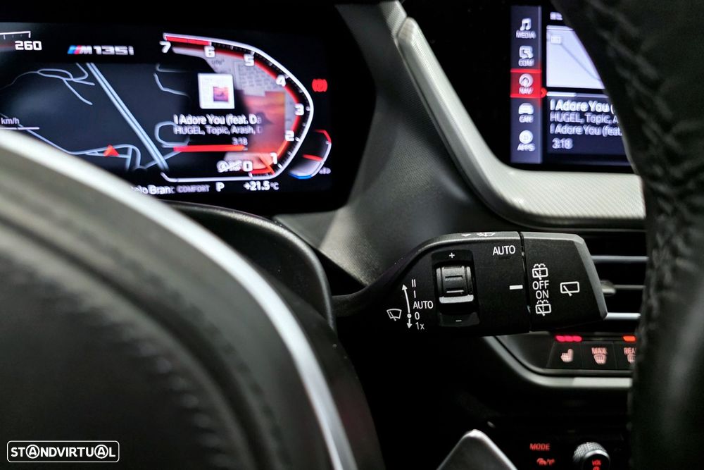 BMW M135i xDrive - 15