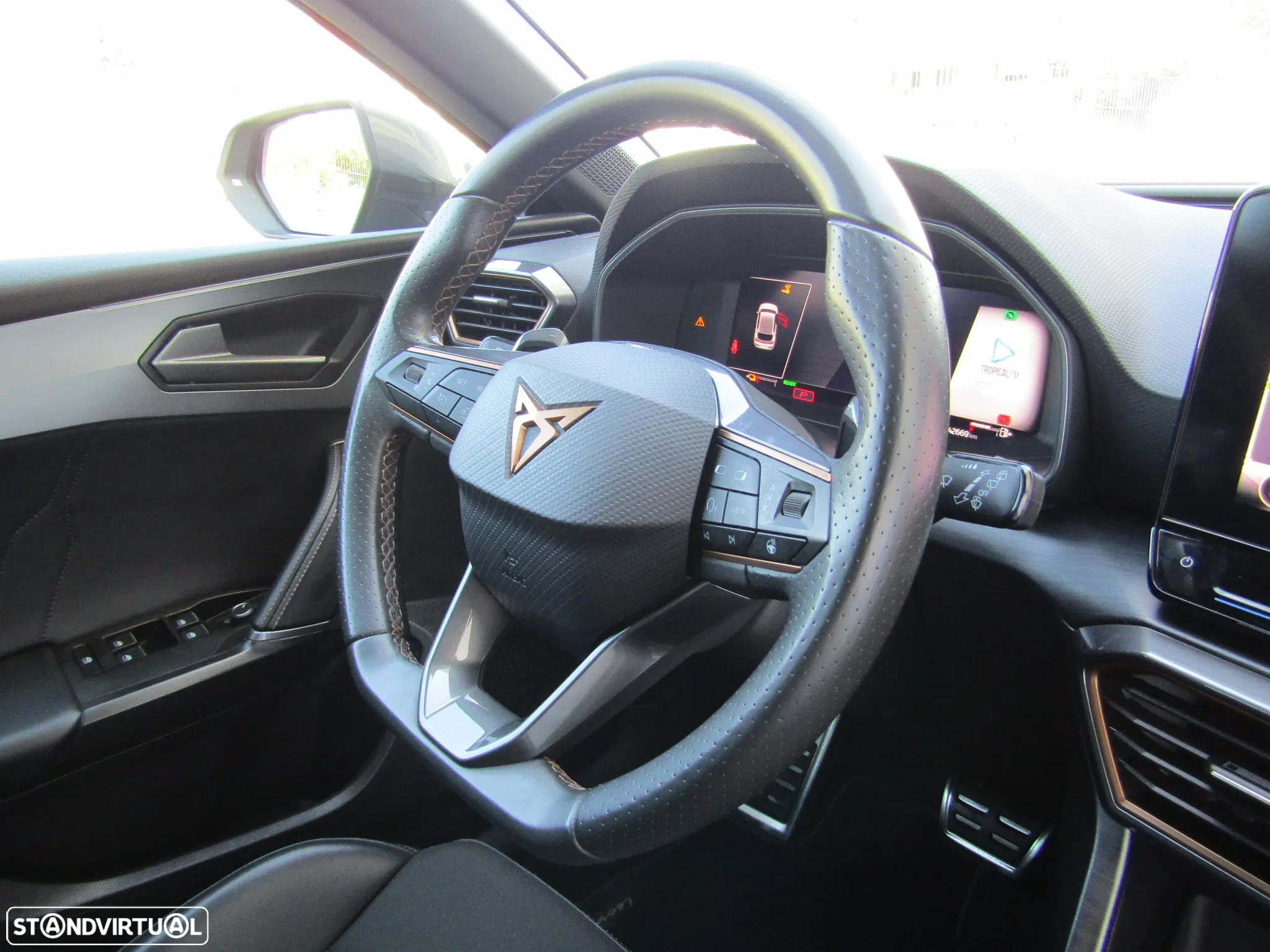 Cupra Leon 1.4 e-Hybrid VZ DSG - 25