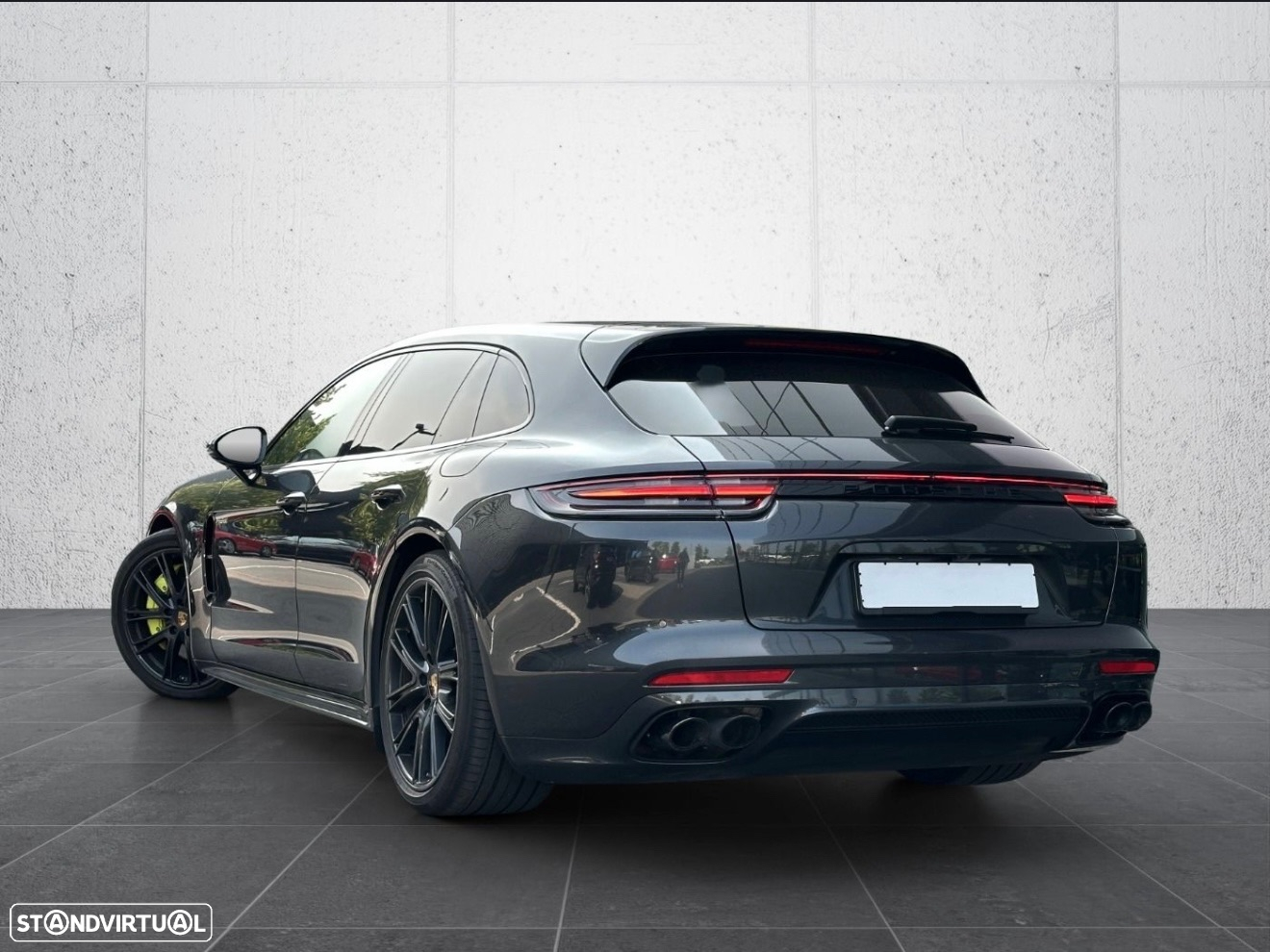 Porsche Panamera Sport Turismo 4 E-Hybrid - 2