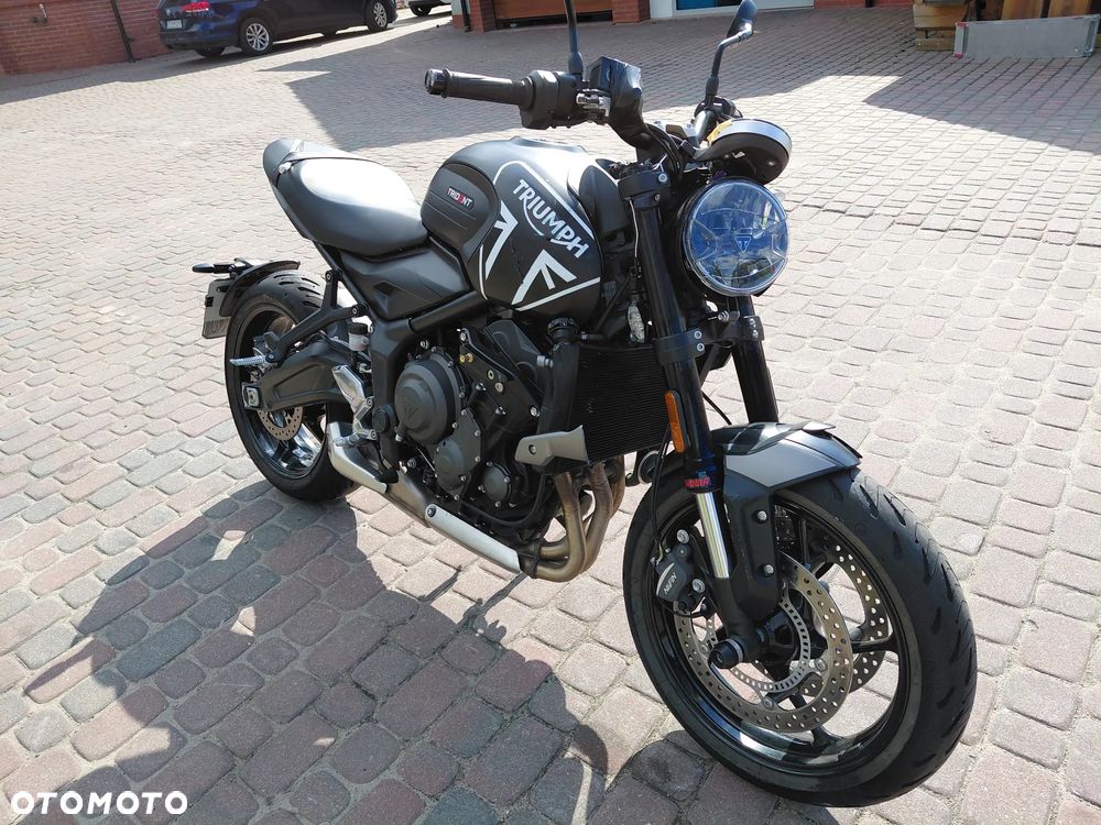 Triumph Trident - 7