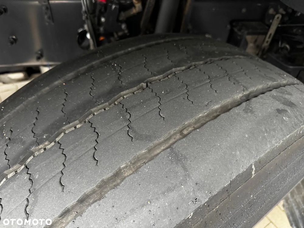 Renault T480 High Cab - 12