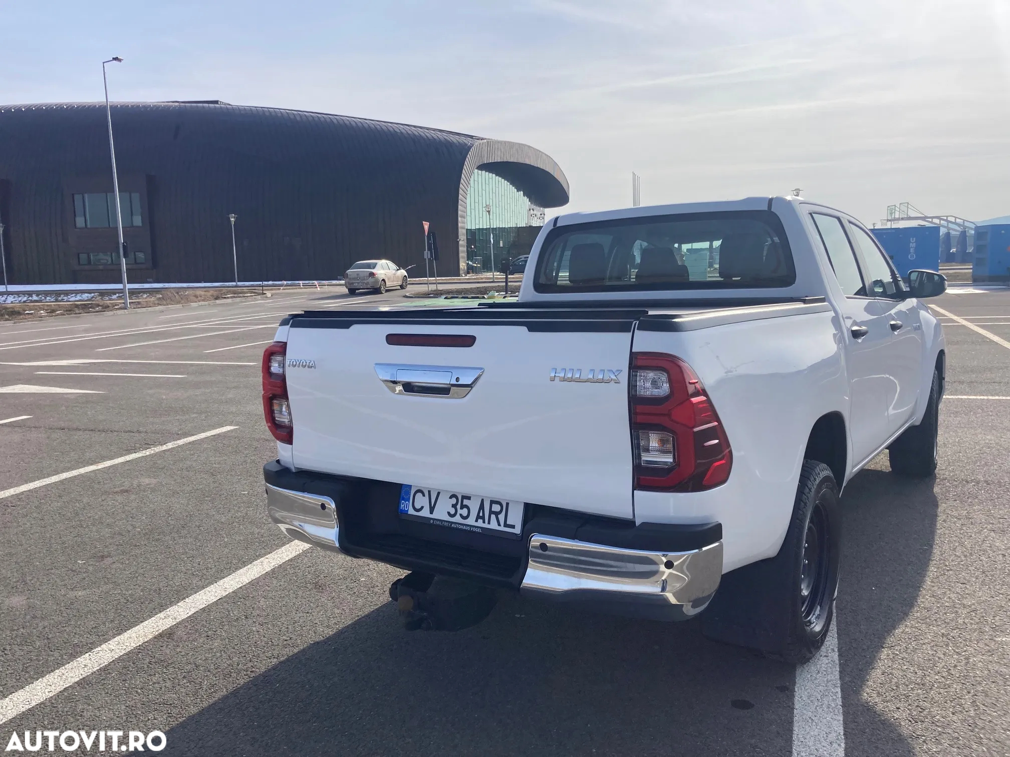 Toyota Hilux - 5