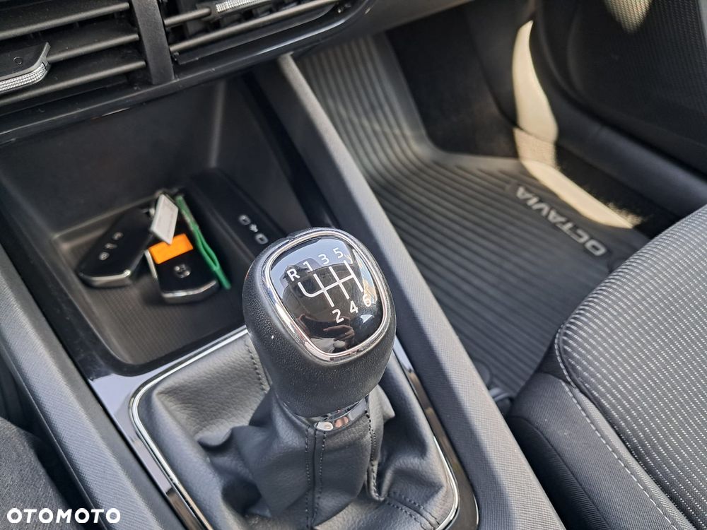 Skoda Octavia 1.5 TSI ACT Ambition - 30