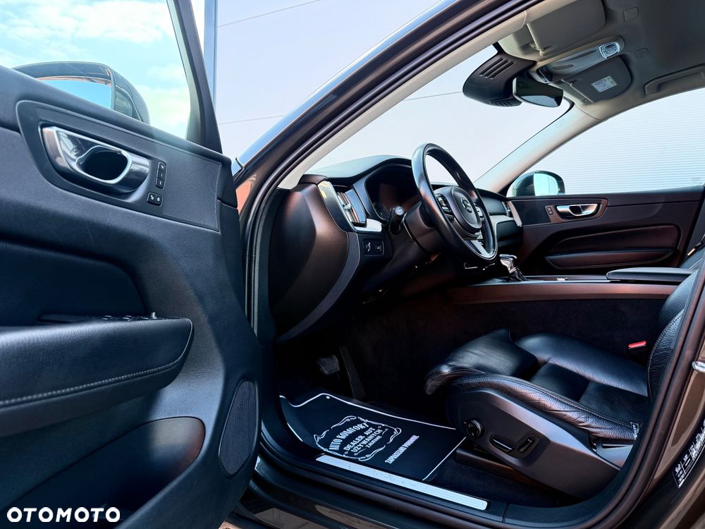 Volvo XC 60 D4 Geartronic Inscription - 22