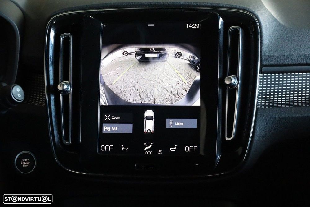 Volvo XC 40 1.5 T2 Plus Dark Auto - 27