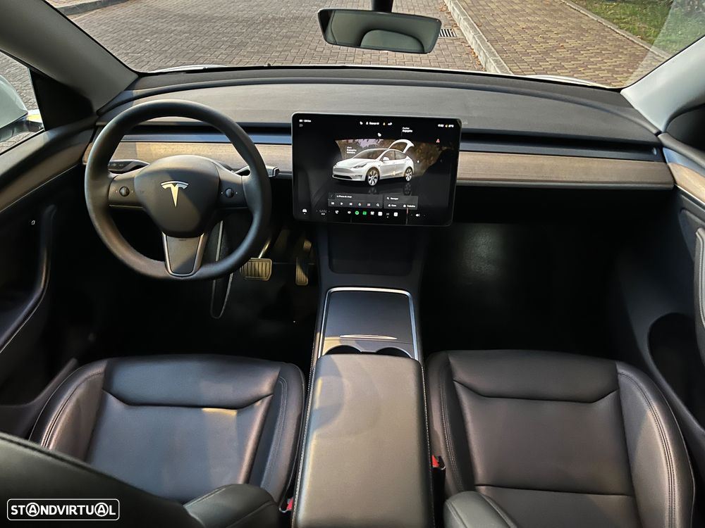 Tesla Model Y RWD - 31