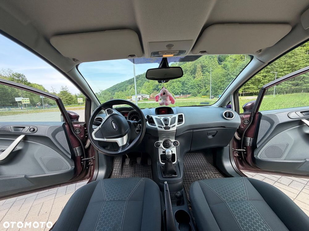Ford Fiesta 1.25 Titanium - 11