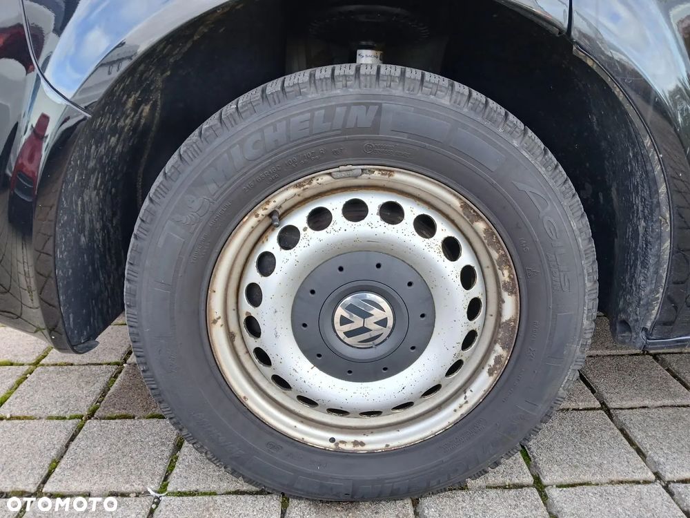 Volkswagen Multivan - 7