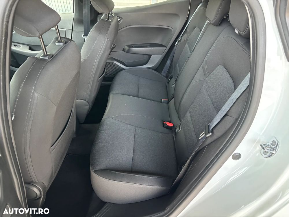 Renault Clio V full hybrid 145 Equilibre - 29