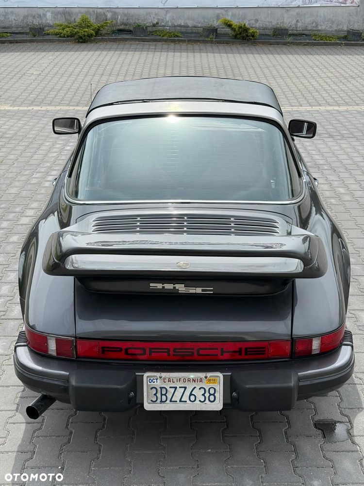 Porsche 911 - 13