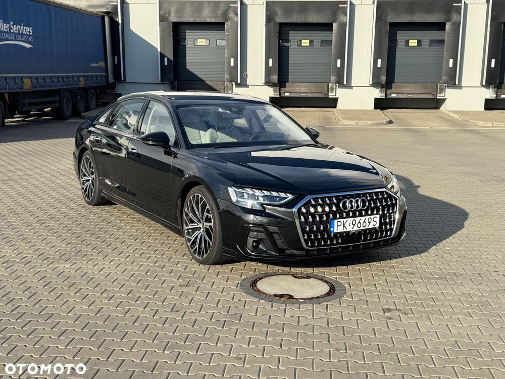 Audi A8 - 7