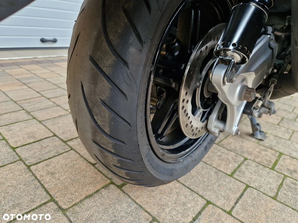 Suzuki Burgman - 5