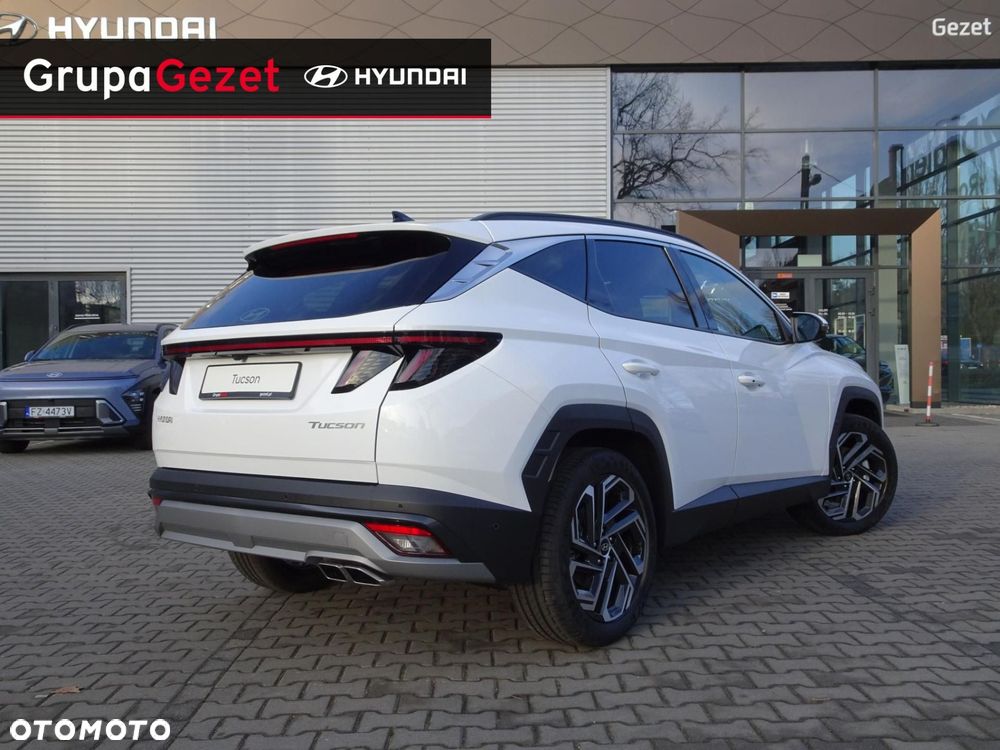 Hyundai Tucson - 4