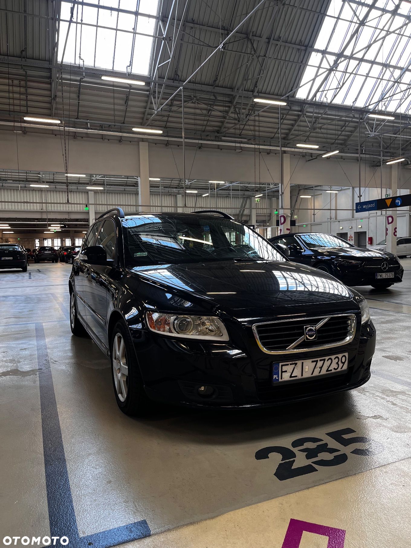 Volvo V50 2.0D DPF Powershift Kinetic - 1