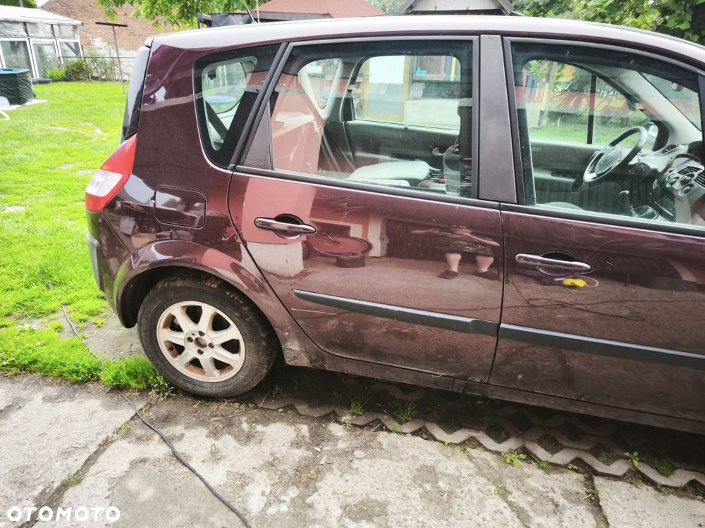 Renault Scenic - 4