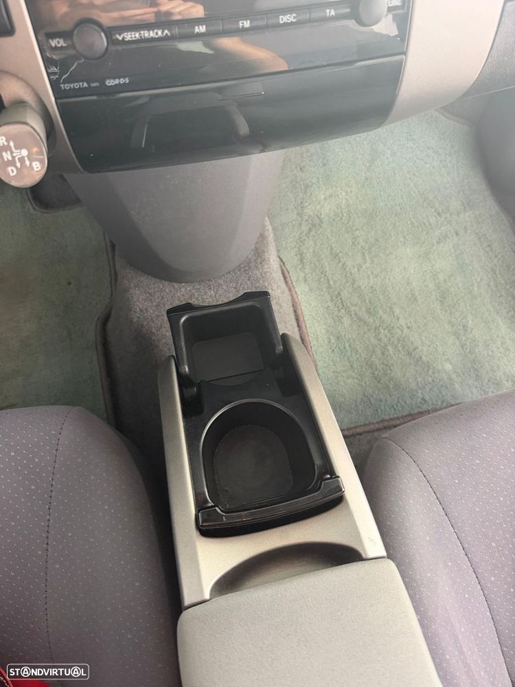 Toyota Prius - 16