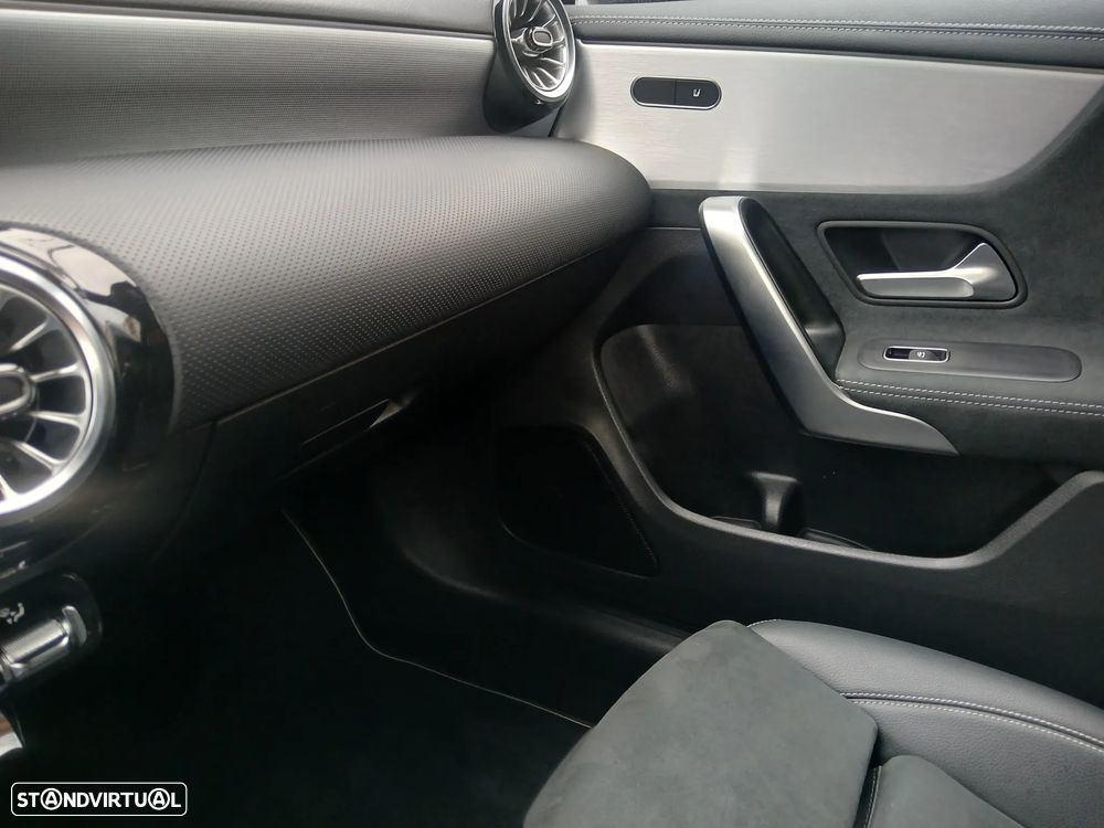 Mercedes-Benz CLA 250 e 8G-DCT Edition AMG Line - 49