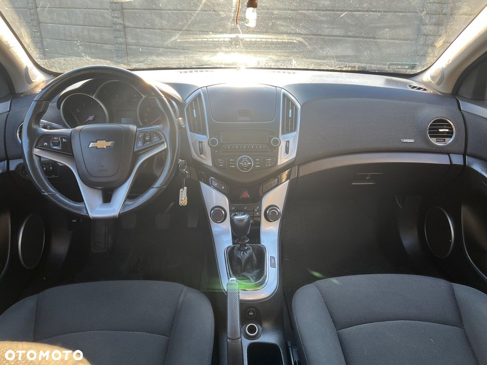 Chevrolet Cruze 1.8 LT - 6