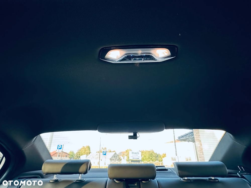 BMW Seria 3 320d xDrive M Sport Shadow - 35