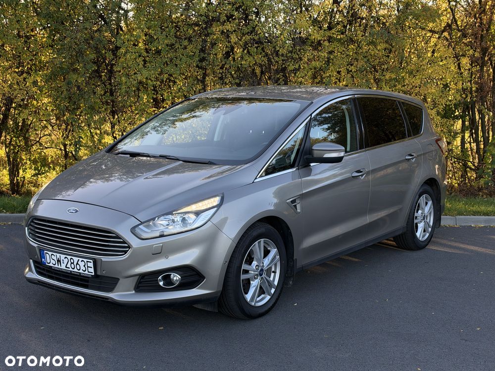 Ford S-Max - 25