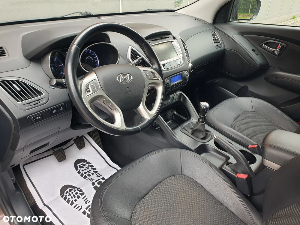 Hyundai ix35 - 14
