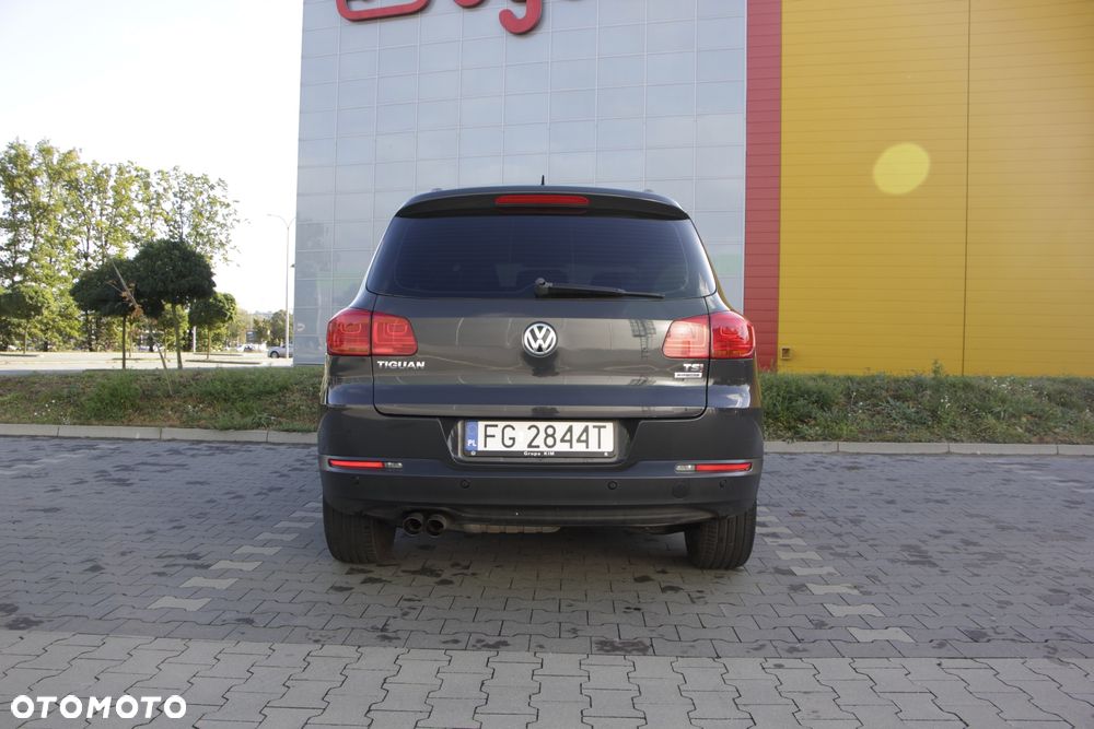 Volkswagen Tiguan - 13