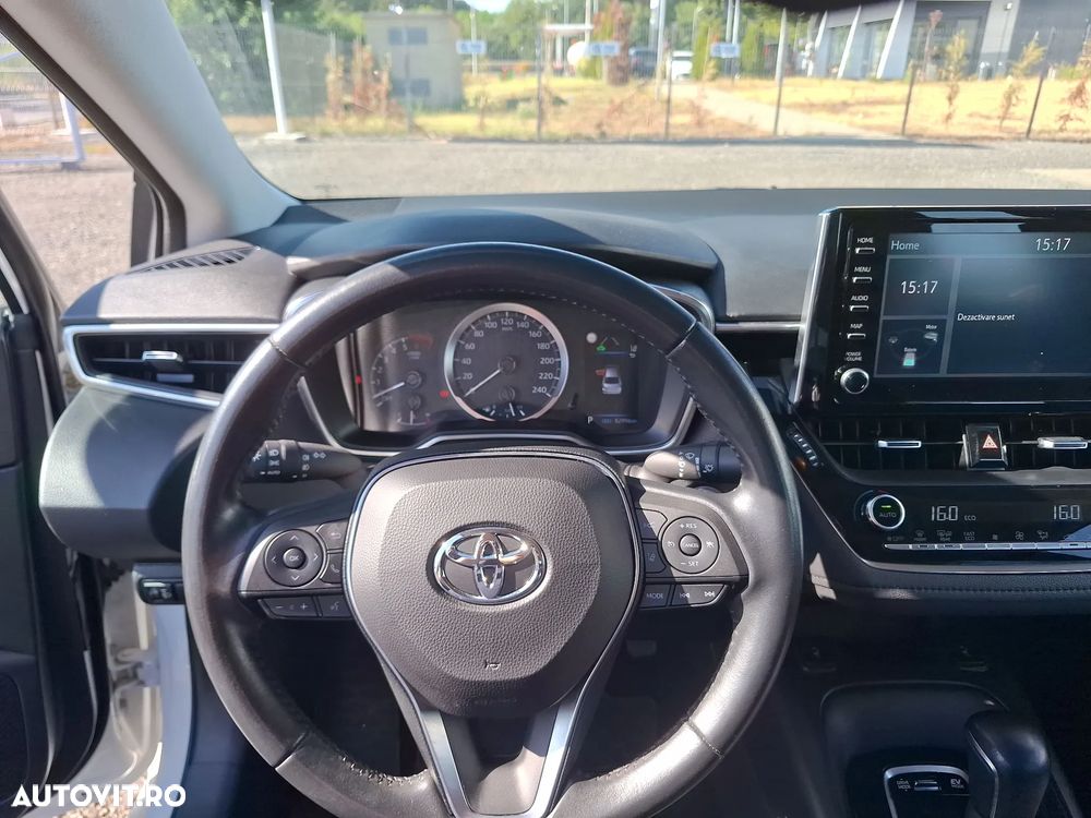 Toyota Corolla - 11