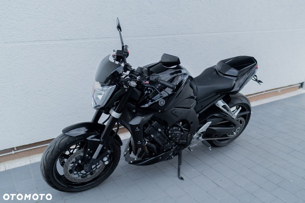 Yamaha FZ - 7