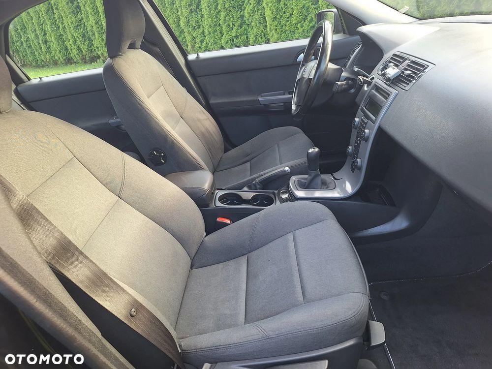 Volvo S40 - 14