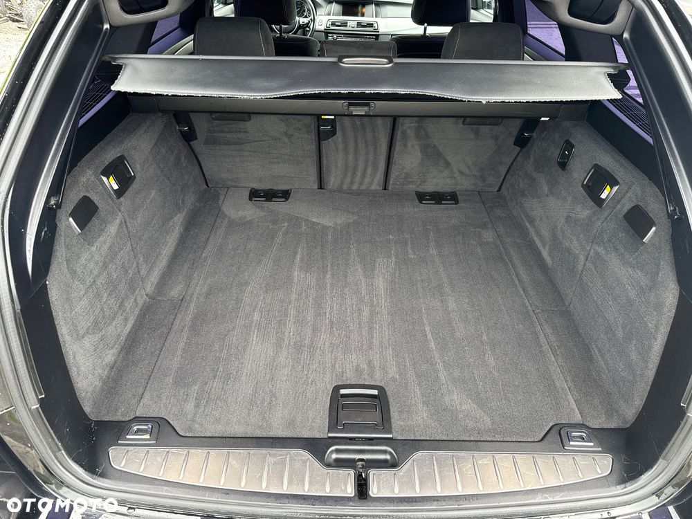BMW Seria 5 - 23