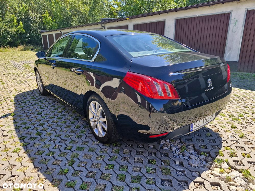 Peugeot 508 RXH 2.0 HDi HYbrid4 - 5