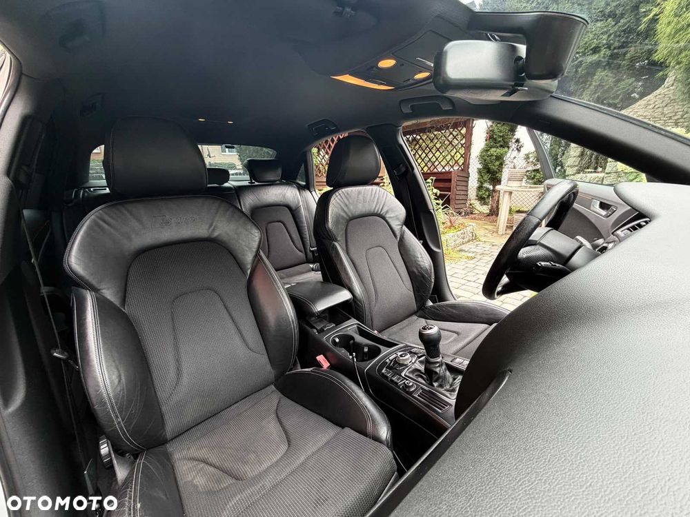 Audi A4 Limousine - 8