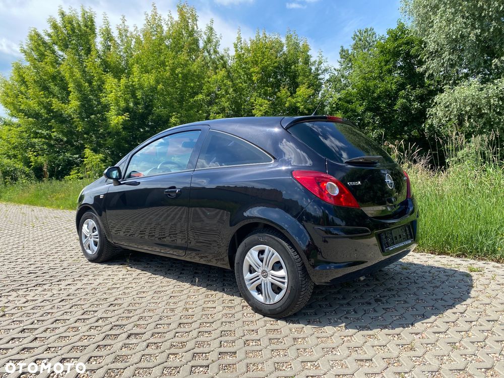 Opel Corsa - 3