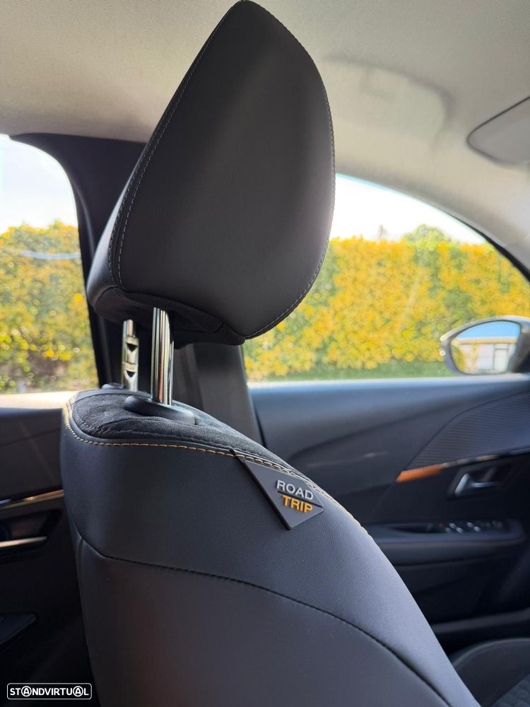 Peugeot 208 1.2 PureTech Allure - 11