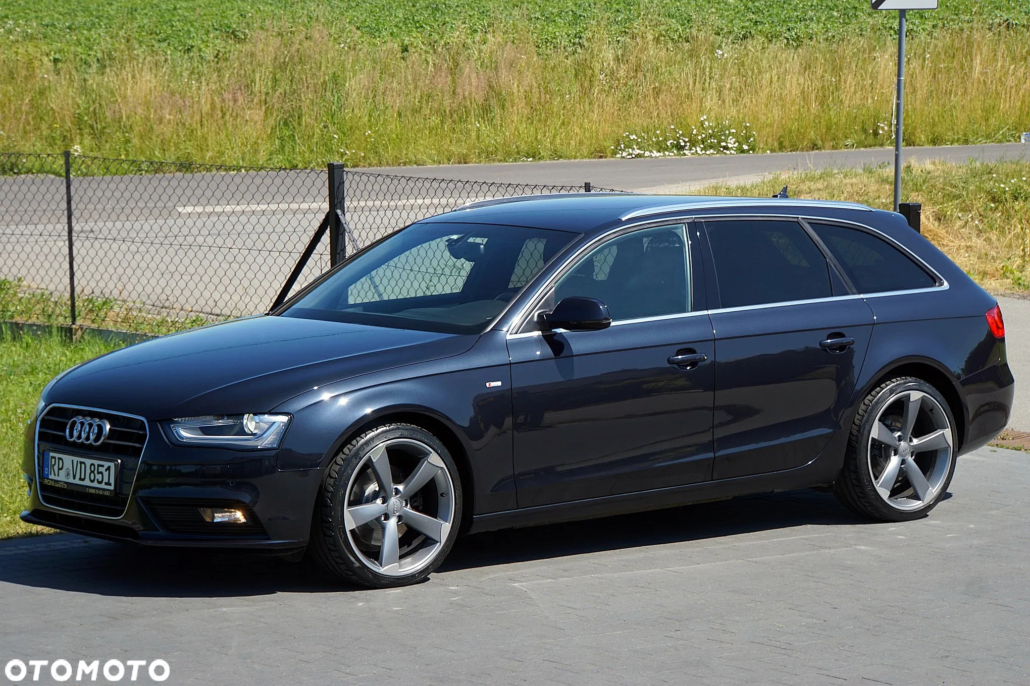 Audi A4 Avant 2.0 TDI ultra sport - 12