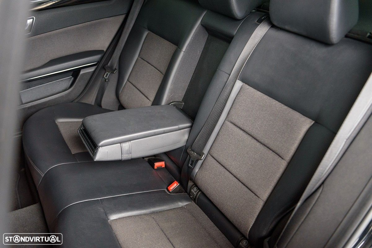Mercedes-Benz E 220 CDi Avantgarde BlueEfficiency - 52