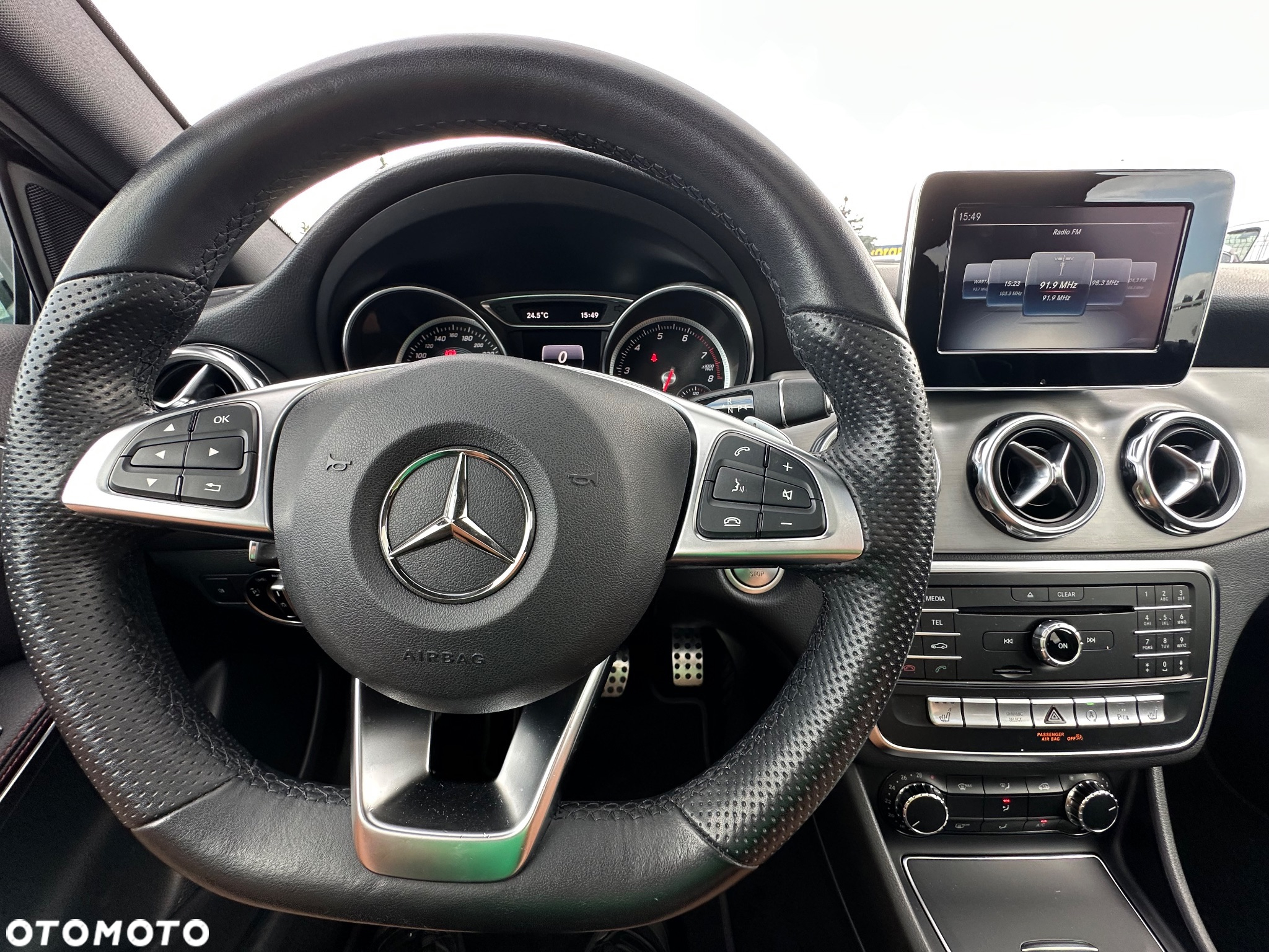 Mercedes-Benz GLA 180 7G-DCT AMG Line - 7