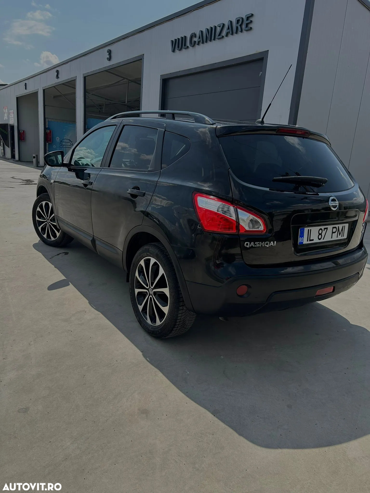 Nissan Qashqai 1.5 dCi DPF 360 - 10