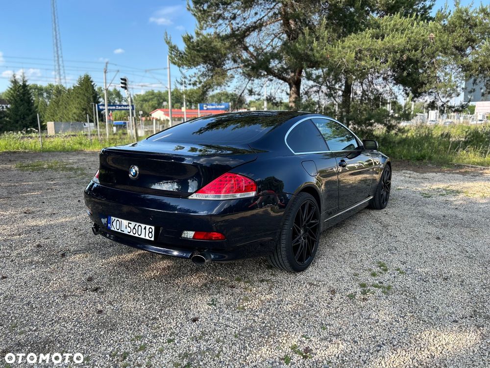 BMW Seria 6 650 i - 7
