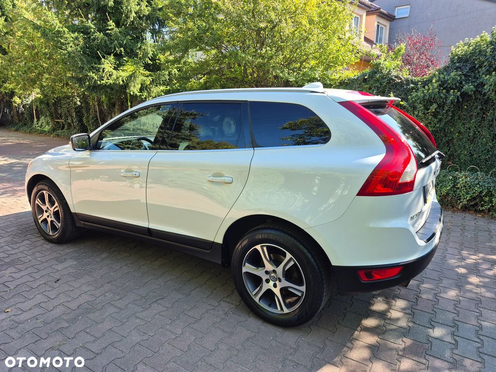Volvo Xc60 2011 photo 2