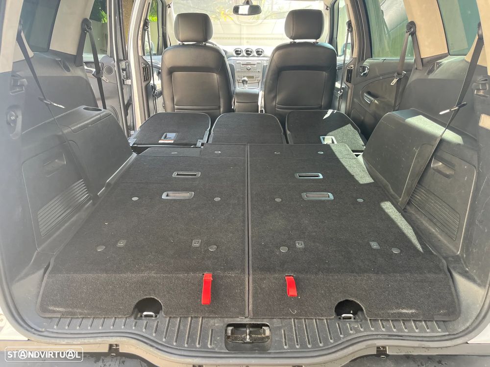 Ford S-Max 2.0 TDCi Titanium 7L - 9